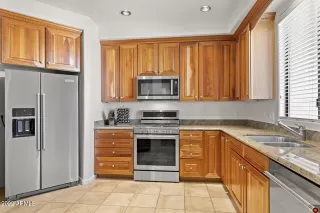 Photo #2: 6474179 Listing