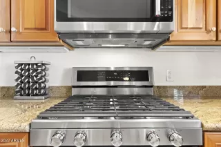 Photo #5: 6474179 Listing