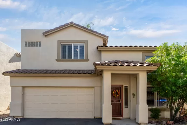 MLS: 6474187 Condo For Sale