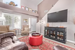 Photo #2: 6474187 Listing