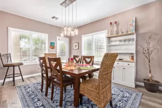 Photo #4: 6474187 Listing
