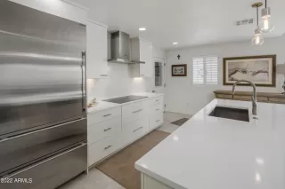 Photo #4: 6474447 Listing