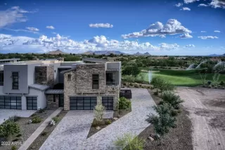 Photo #2: 6474607 Listing 