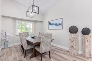 Photo #5: 6474786 Listing