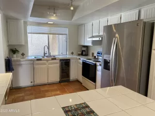 Photo #6: 6474806 Listing 