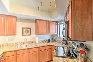 Photo #4: 6475080 Listing