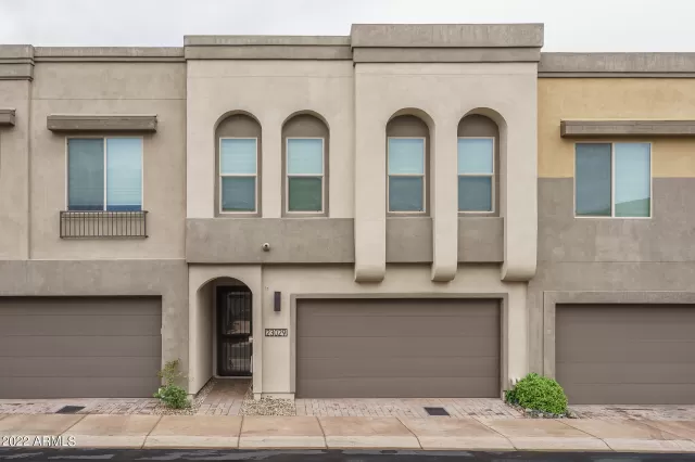 MLS: 6475432 Condo For Sale