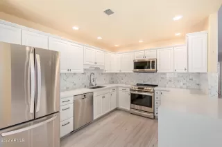 Photo #6: 6475754 Listing 