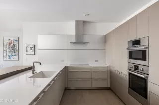 Photo #2: 6475984 Listing