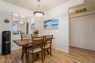 Photo #5: 6476087 Listing