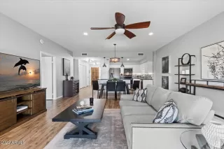 Photo #6: 6476108 Listing