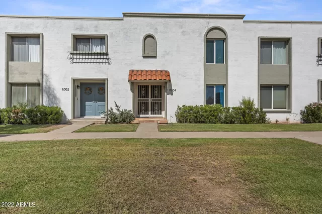 MLS: 6476311 Condo For Sale