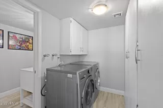 Photo #5: 6476311 Listing