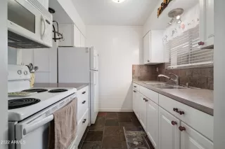 Photo #2: 6476614 Listing