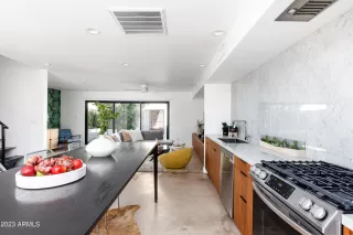 Photo #1: 6476643 Listing