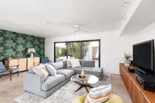 Photo #5: 6476643 Listing