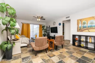 Photo #2: 6476955 Listing 