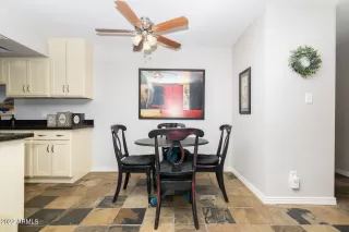 Photo #4: 6476955 Listing 