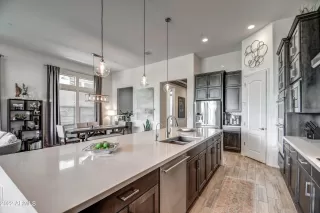 Photo #4: 6477024 Listing