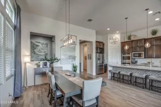 Photo #6: 6477024 Listing