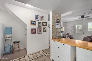 Photo #6: 6477037 Listing