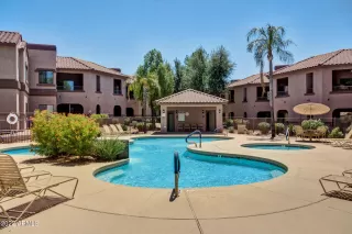 Photo #4: 6477528 Listing 