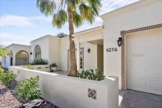 Photo #2: 6477532 Listing