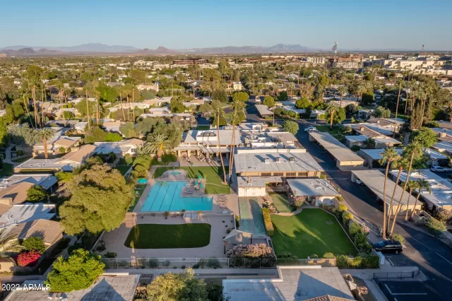 MLS: 6477561 Condo For Sale