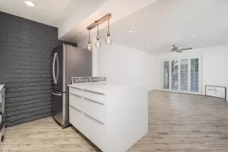 Photo #5: 6477561 Listing 