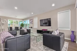 Photo #2: 6477628 Listing 