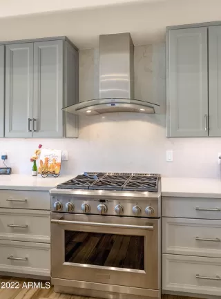 Photo #5: 6477831 Listing