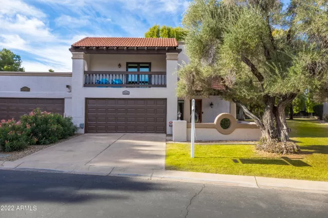 MLS: 6478079 Condo For Sale