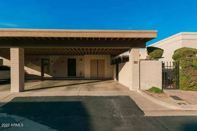 MLS: 6478131 Condo For Sale