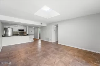 Photo #5: 6478332 Listing