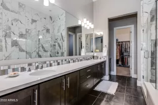 Photo #6: 6478565 Listing