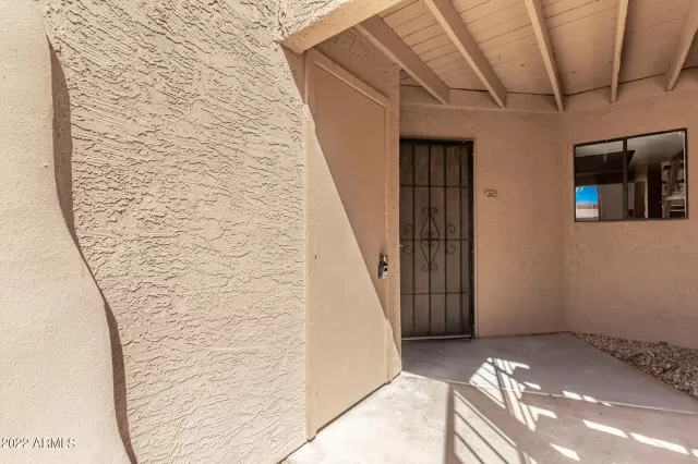 MLS: 6478596 Condo For Sale