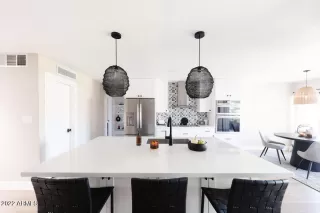 Photo #1: 6478803 Listing 
