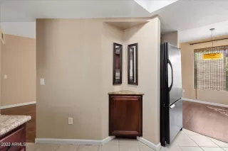 Photo #5: 6478886 Listing