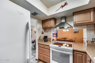 Photo #5: 6478941 Listing