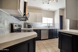 Photo #3: 6479455 Listing