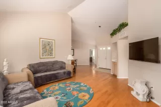 Photo #4: 6479612 Listing 