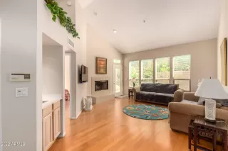 Photo #5: 6479612 Listing 