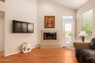 Photo #6: 6479612 Listing 