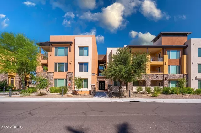 MLS: 6479662 Condo For Sale