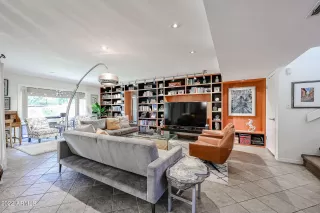 Photo #2: 6479728 Listing 