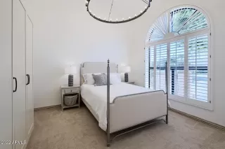 Photo #5: 6479814 Listing