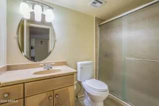 Photo #6: 6479894 Listing