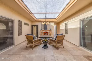 Photo #5: 6479898 Listing