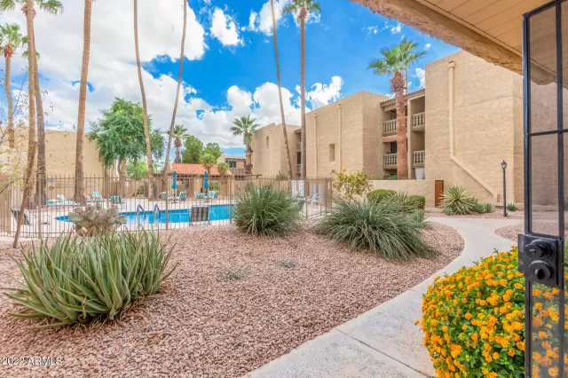 MLS: 6480461 Condo For Sale