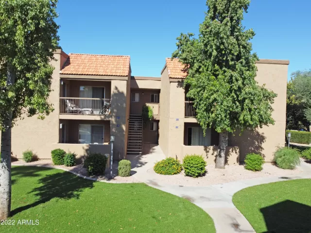 MLS: 6480516 Condo For Sale